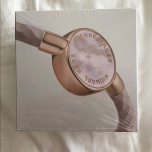 michael kors fitness tracker bracelet